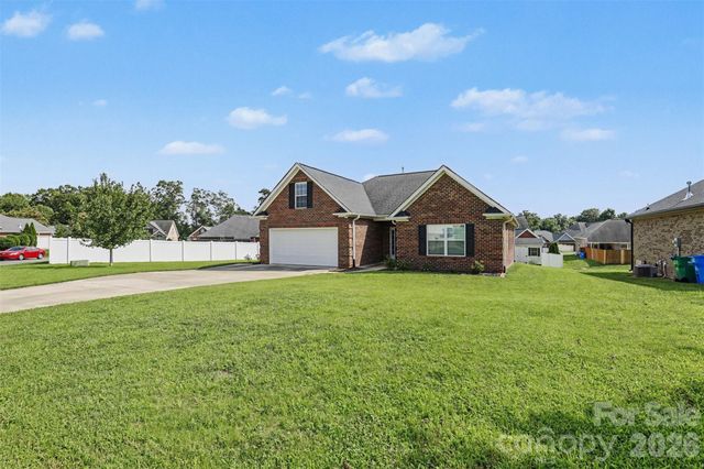 3552 Brickwood Circle, Midland, NC 28107