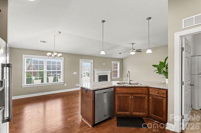 3552 Brickwood Circle, Midland, NC 28107