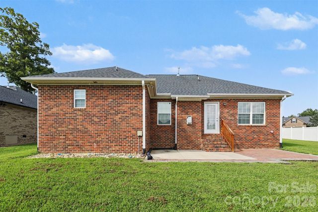 3552 Brickwood Circle, Midland, NC 28107