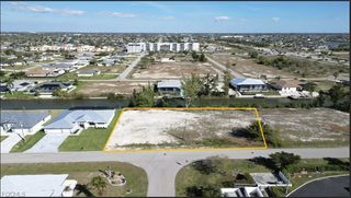 2247 SW 17th PL, Cape Coral, FL 33991