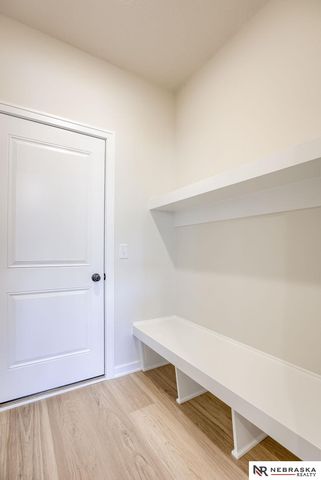 16105 Isabella Street, Bennington, NE 68007