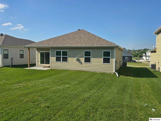 16105 Isabella Street, Bennington, NE 68007