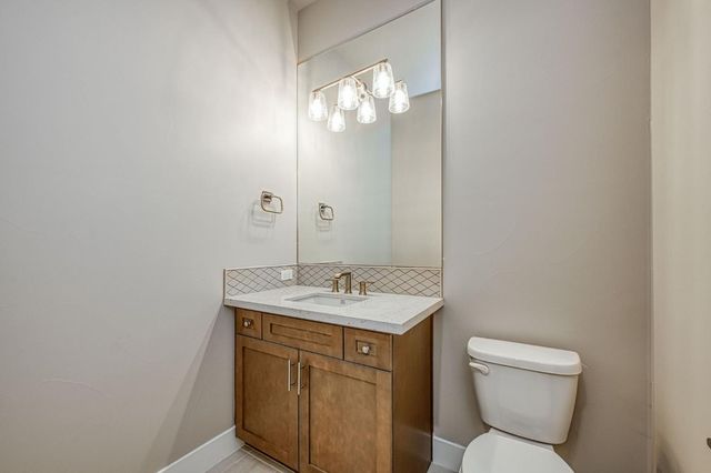 11421 N Live Oak Drive, Fresno, CA 93730