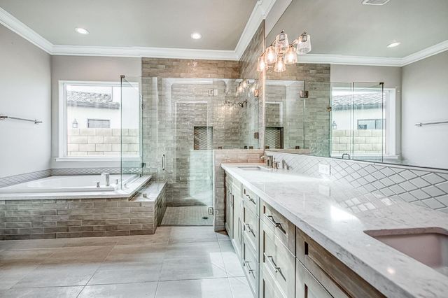 11421 N Live Oak Drive, Fresno, CA 93730