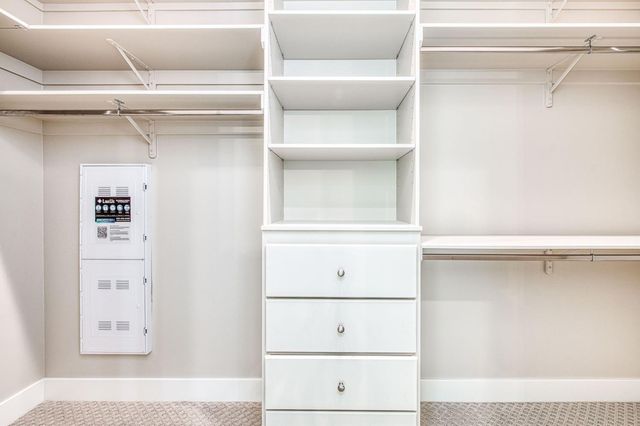 11421 N Live Oak Drive, Fresno, CA 93730