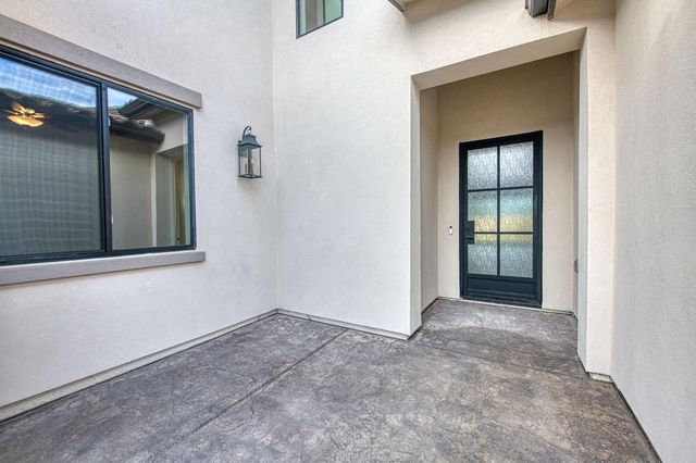 11421 N Live Oak Drive, Fresno, CA 93730