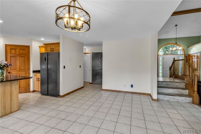 5435 Mapleton Road, Pendleton, NY 14094