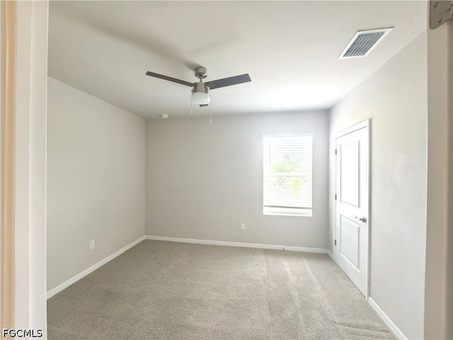 18540 Cronin Sand LN, North Fort Myers, FL 33917
