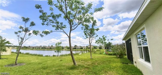 18540 Cronin Sand LN, North Fort Myers, FL 33917