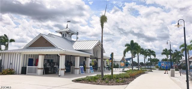 18540 Cronin Sand LN, North Fort Myers, FL 33917