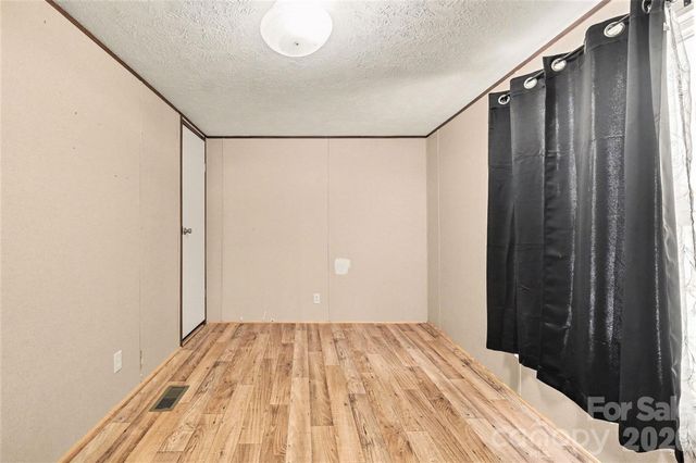 1846 Apple Blossom Road, York, SC 29745