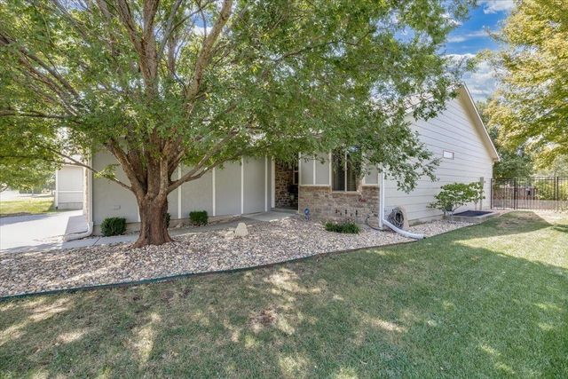1201 N Beau Jardin, Derby, KS 67037