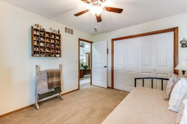 1201 N Beau Jardin, Derby, KS 67037