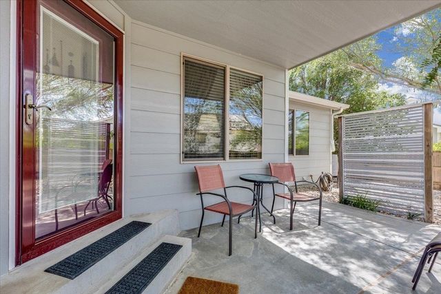 1201 N Beau Jardin, Derby, KS 67037