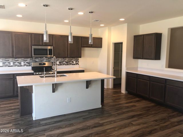 4214 W Winston Drive, Laveen, AZ 85339