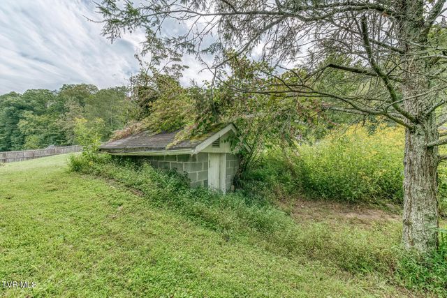 460 & 346 Austin Powder Road, Blountville, TN 37617
