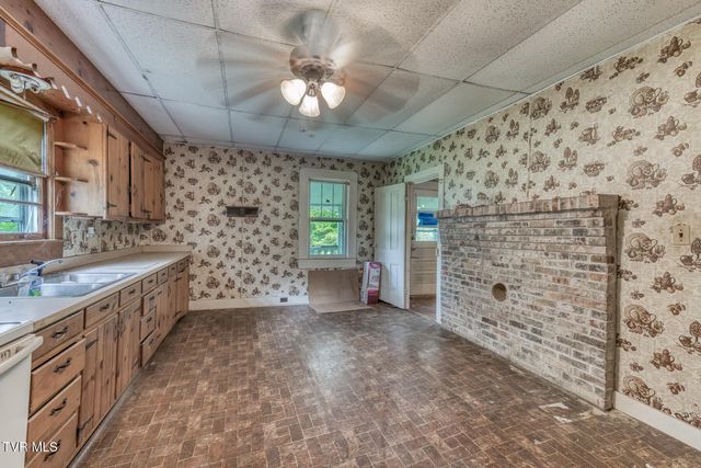 460 & 346 Austin Powder Road, Blountville, TN 37617
