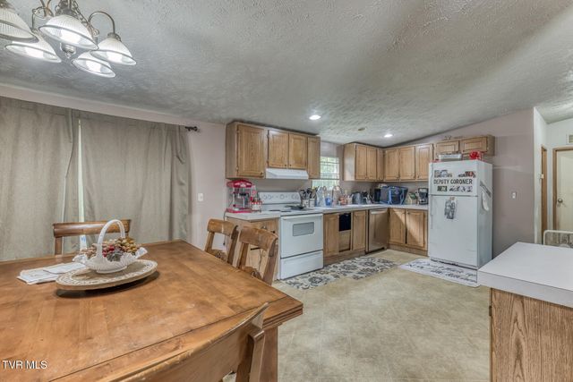 460 & 346 Austin Powder Road, Blountville, TN 37617