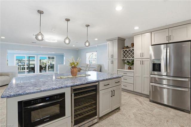 17741 Rebecca AVE, Fort Myers Beach, FL 33931