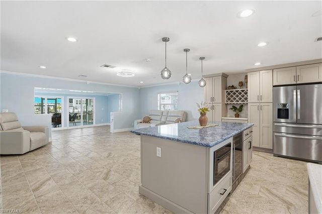 17741 Rebecca AVE, Fort Myers Beach, FL 33931