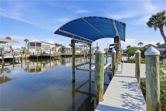 17741 Rebecca AVE, Fort Myers Beach, FL 33931