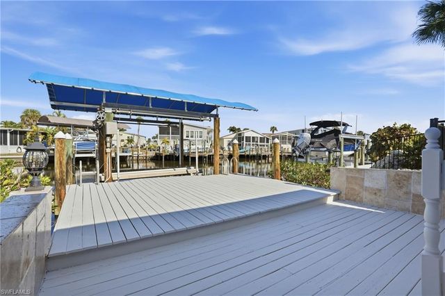 17741 Rebecca AVE, Fort Myers Beach, FL 33931