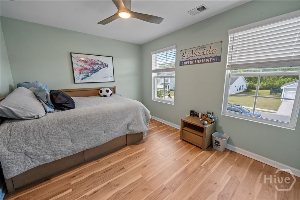 Image 27 of property listing at 337 Excel Drive, Richmond Hill, GA 31324