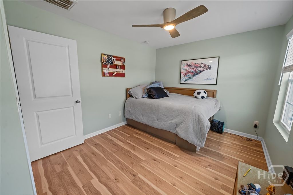 Image 28 of property listing at 337 Excel Drive, Richmond Hill, GA 31324