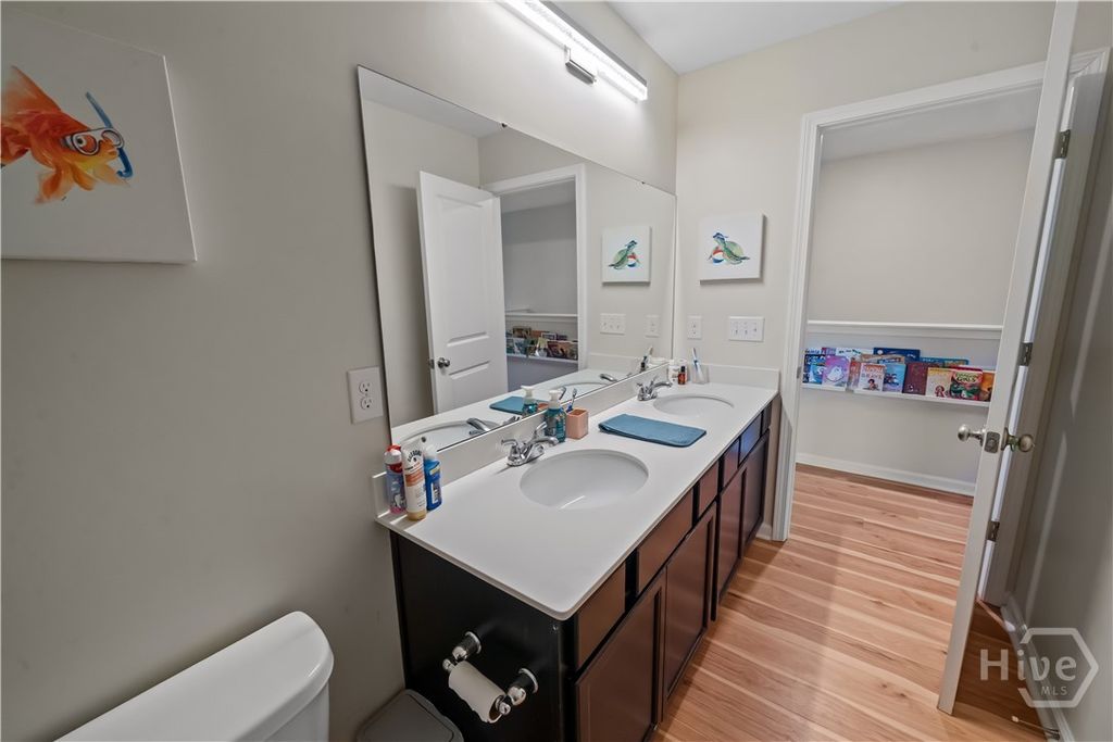 Image 29 of property listing at 337 Excel Drive, Richmond Hill, GA 31324