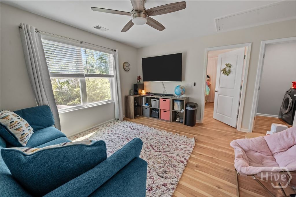 Image 34 of property listing at 337 Excel Drive, Richmond Hill, GA 31324