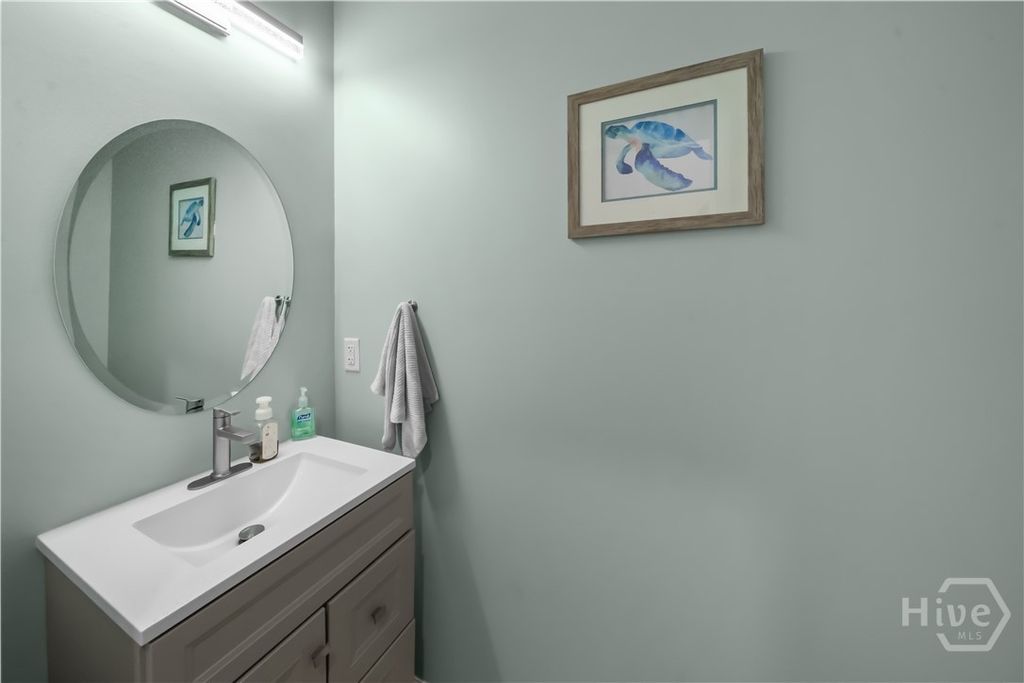 Image 38 of property listing at 337 Excel Drive, Richmond Hill, GA 31324