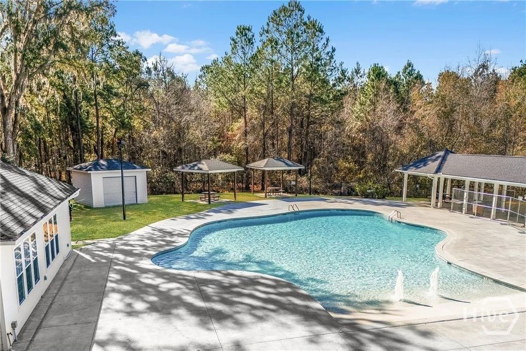 Image 44 of property listing at 337 Excel Drive, Richmond Hill, GA 31324