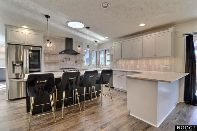 2225 Teakwood Drive, Fremont, NE 68025