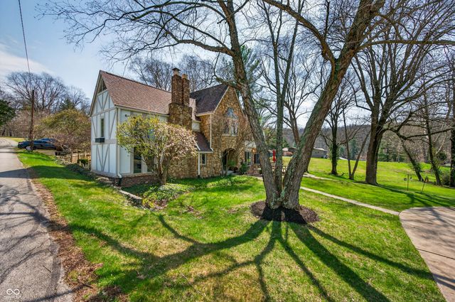 995 E Skyline Drive, Brownstown, IN 47220