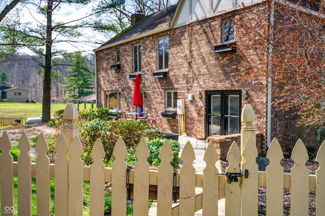 995 E Skyline Drive, Brownstown, IN 47220