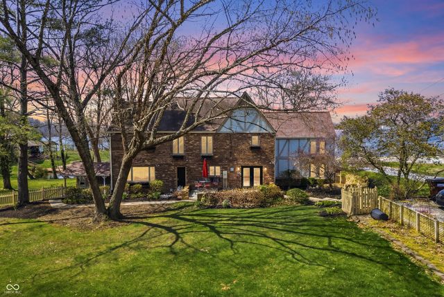 995 E Skyline Drive, Brownstown, IN 47220