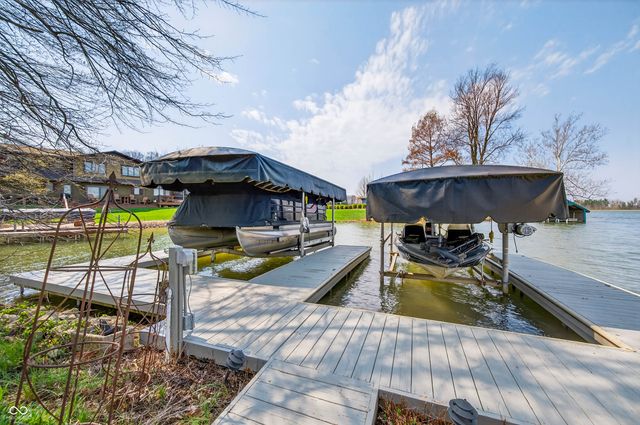 995 E Skyline Drive, Brownstown, IN 47220