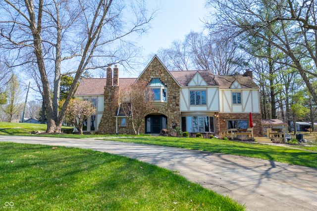 995 E Skyline Drive, Brownstown, IN 47220