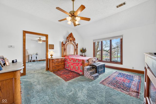 995 E Skyline Drive, Brownstown, IN 47220
