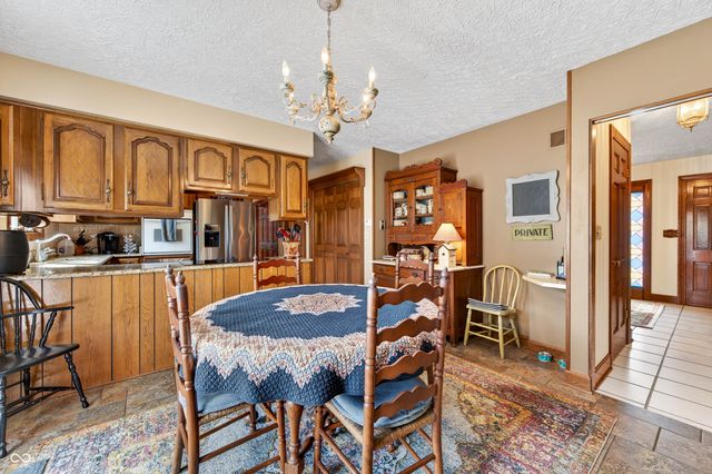 995 E Skyline Drive, Brownstown, IN 47220