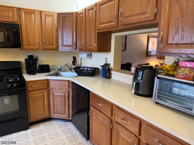 40 Daniel Dr, Franklin Twp., NJ 08823