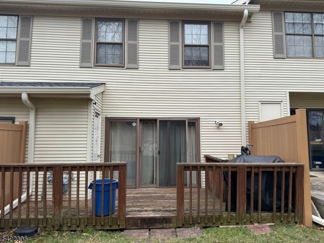 40 Daniel Dr, Franklin Twp., NJ 08823