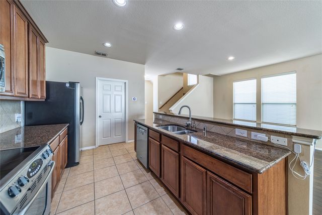 7416 Coronado Avenue 18, Dallas, TX 75214