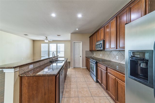 7416 Coronado Avenue 18, Dallas, TX 75214