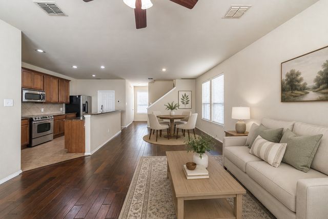 7416 Coronado Avenue 18, Dallas, TX 75214