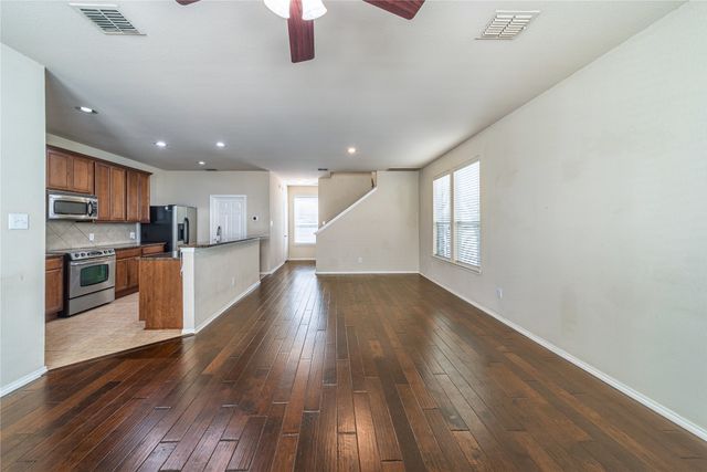 7416 Coronado Avenue 18, Dallas, TX 75214