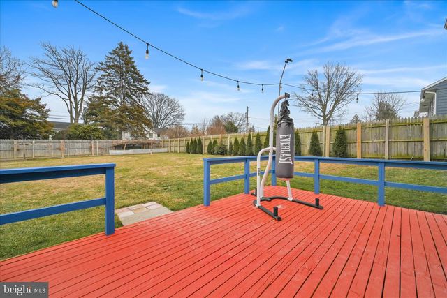 1137 NISSLEY RD, Lancaster, PA 17601