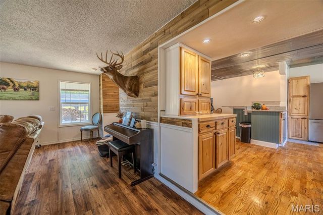 29385 Highway AA, Lebanon, MO 65536