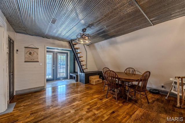 29385 Highway AA, Lebanon, MO 65536