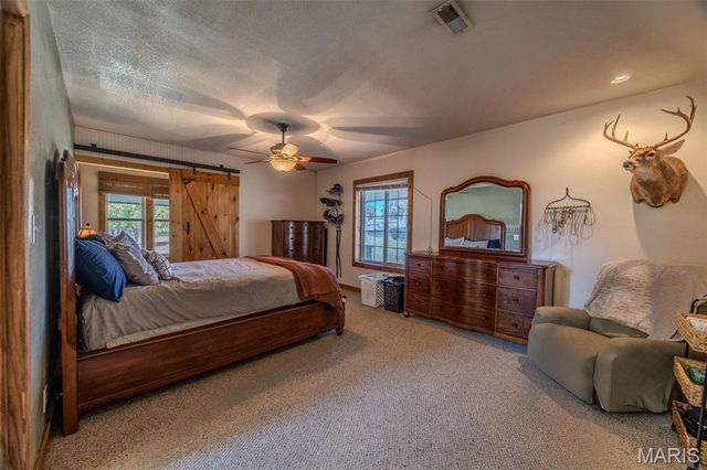 29385 Highway AA, Lebanon, MO 65536